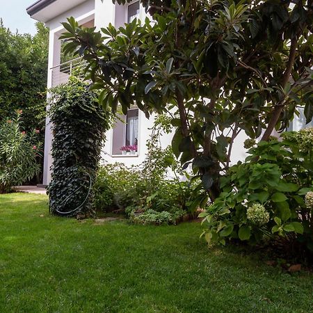 Appartamento Con Giardino Le Querce Sistiana Ngoại thất bức ảnh